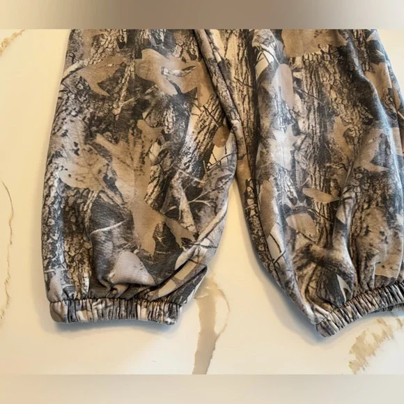 Women's Camouflage FleeceJogger Sweats - Picture 4 of 5